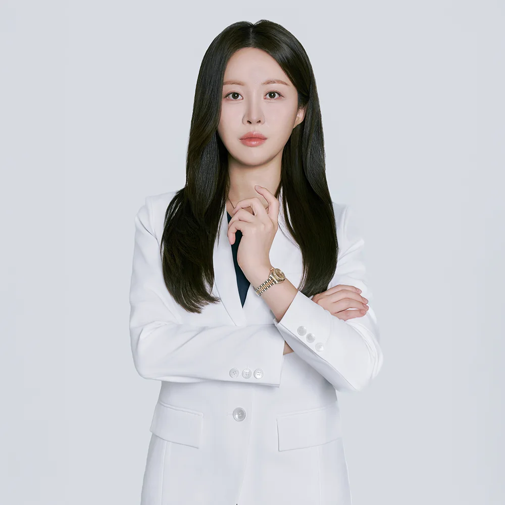 김진영 대표원장 — 리숨성형외과